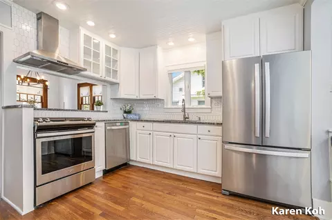 Kitchen - 521 E Savidge, Spring Lake, MI 49456 photo 1 of 2