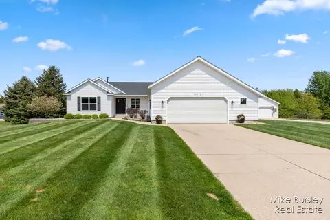 10576 Lauren Dr, Allendale, MI 49401