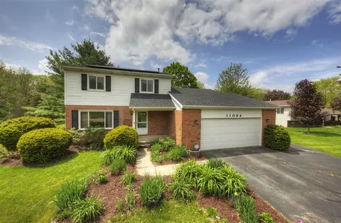 11094 Shadow Woods, Whitmore Lake, MI 48189