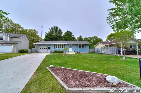 1572 Cornell, Muskegon, MI 49441