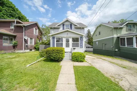 553 Seymour, Jackson, MI 49202