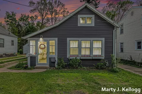 918 Merritt, Grand Rapids, MI 49507