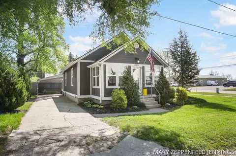 204 Dixie, Spring Lake, MI 49456