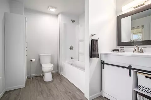 Bath - 634 E Chicago, Bronson, MI 49028 photo 1 of 1