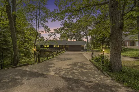 10706 Portage, Portage, MI 49002