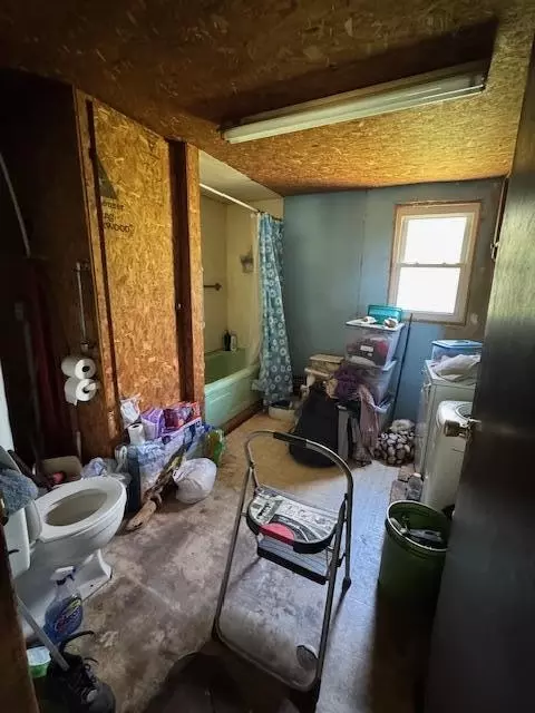 Bath - 4203 155th, Hersey, MI 49639 photo 1 of 1