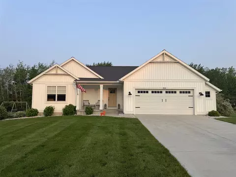9241 Shoreway, West Olive, MI 49460