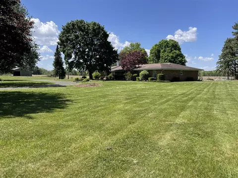 Exterior - 1120 Marshall, Tekonsha, MI 49092 photo 2 of 15
