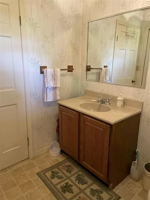 Bath - 1120 Marshall, Tekonsha, MI 49092 photo 7 of 7