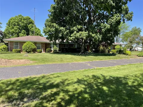Exterior - 1120 Marshall, Tekonsha, MI 49092 photo 6 of 15