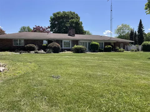 Exterior - 1120 Marshall, Tekonsha, MI 49092 photo 10 of 15
