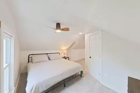 Bedroom - 29045 Van Riper, Flat Rock, MI 48134 photo 10 of 11