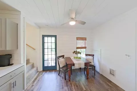 Dining - 29045 Van Riper, Flat Rock, MI 48134 photo 5 of 6