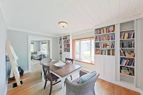 Dining - 29045 Van Riper, Flat Rock, MI 48134 photo 3 of 6