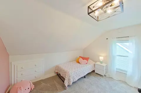 Bedroom - 29045 Van Riper, Flat Rock, MI 48134 photo 6 of 11