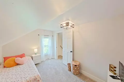 Bedroom - 29045 Van Riper, Flat Rock, MI 48134 photo 7 of 11