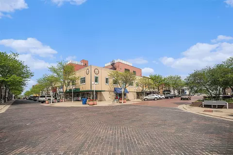 327 State # 2, Saint Joseph, MI 49085