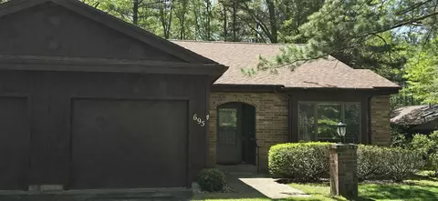695 Oakway, Norton Shores, MI 49441