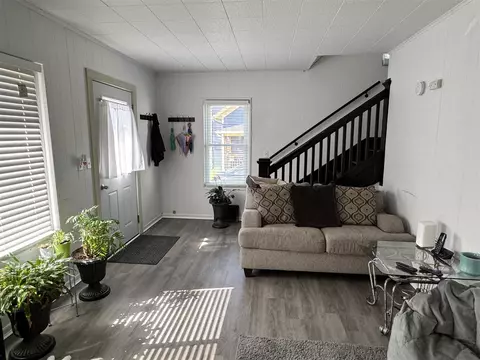 Entry Way - 109 Park Pl E, Adrian, MI 49221 photo 1 of 1