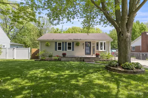 22171 Monterey, Trenton, MI 48183