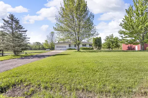 2595 Fike Rd, Jasper, MI 49248