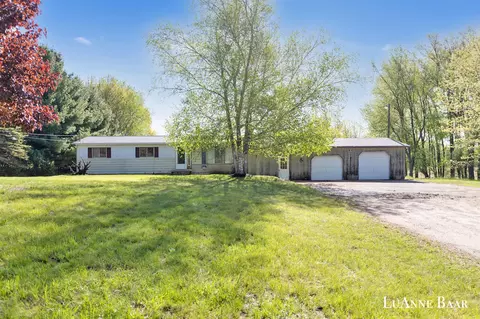 11070 Wabasis, Rockford, MI 49341
