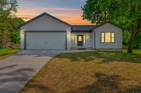 611 River, Marshall, MI 49068 photo 2