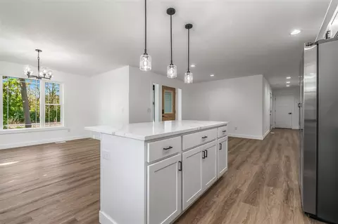 611 River, Marshall, MI 49068 photo 8