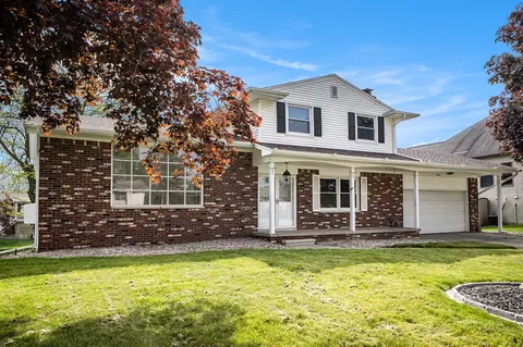 7410 Noel, Dimondale, MI 48821 photo 2