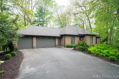 6315 Lehigh, Ada, MI 49301