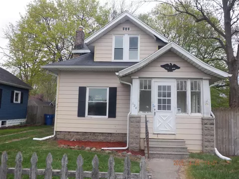 824 Gayle, Kalamazoo, MI 49048