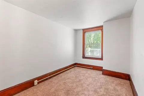 Bedroom - 604 Edgewood, Jackson, MI 49202 photo 3 of 8