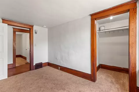 Bedroom - 604 Edgewood, Jackson, MI 49202 photo 2 of 8
