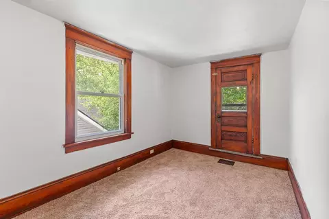 Bedroom - 604 Edgewood, Jackson, MI 49202 photo 7 of 8