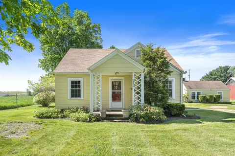 6294 122nd, Fennville, MI 49408