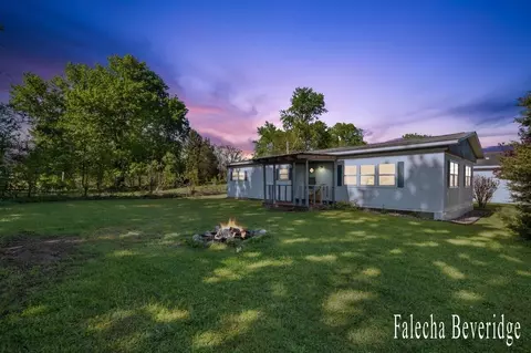 914 32nd, Allegan, MI 49010