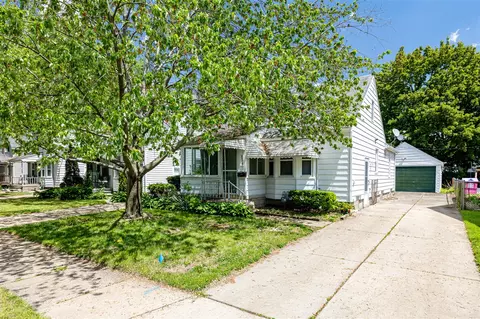 9576 Columbia, Redford, MI 48239