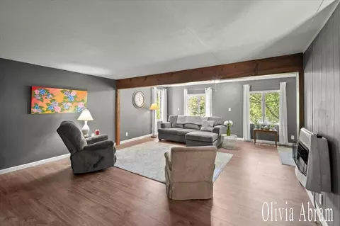 Living - 5159 82nd, Newaygo, MI 49337 photo 2 of 2
