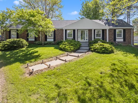 3091 S Hillsdale, Hillsdale, MI 49242