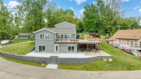 282 Evans Trl, Tipton, MI 49287 photo 2