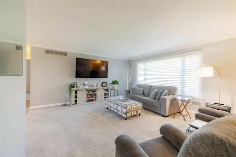Living - 2595 Will Carleton, Flat Rock, MI 48134 photo 1 of 4