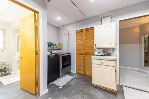 Other - 2595 Will Carleton, Flat Rock, MI 48134 photo 2 of 10