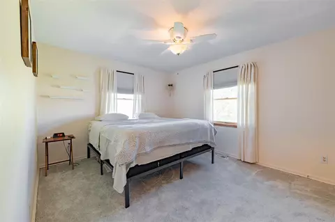 Bedroom - 2595 Will Carleton, Flat Rock, MI 48134 photo 3 of 3