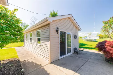 Other - 2595 Will Carleton, Flat Rock, MI 48134 photo 4 of 10