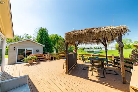 Exterior - 2595 Will Carleton, Flat Rock, MI 48134 photo 4 of 11