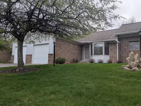 2645 Falcon Pt, Grand Rapids, MI 49534