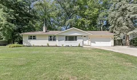 1059 Lancelot, Muskegon, MI 49445