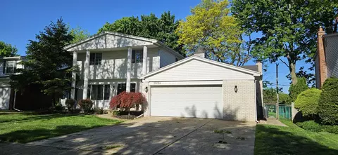 20214 Coachwood, Riverview, MI 48193