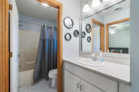 Bath - 7918 Dan Patch, Jackson, MI 49201 photo 3 of 3