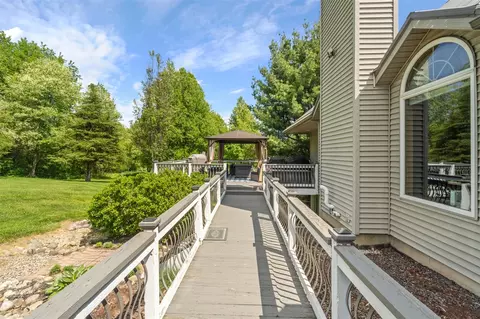 Exterior - 7918 Dan Patch, Jackson, MI 49201 photo 10 of 19